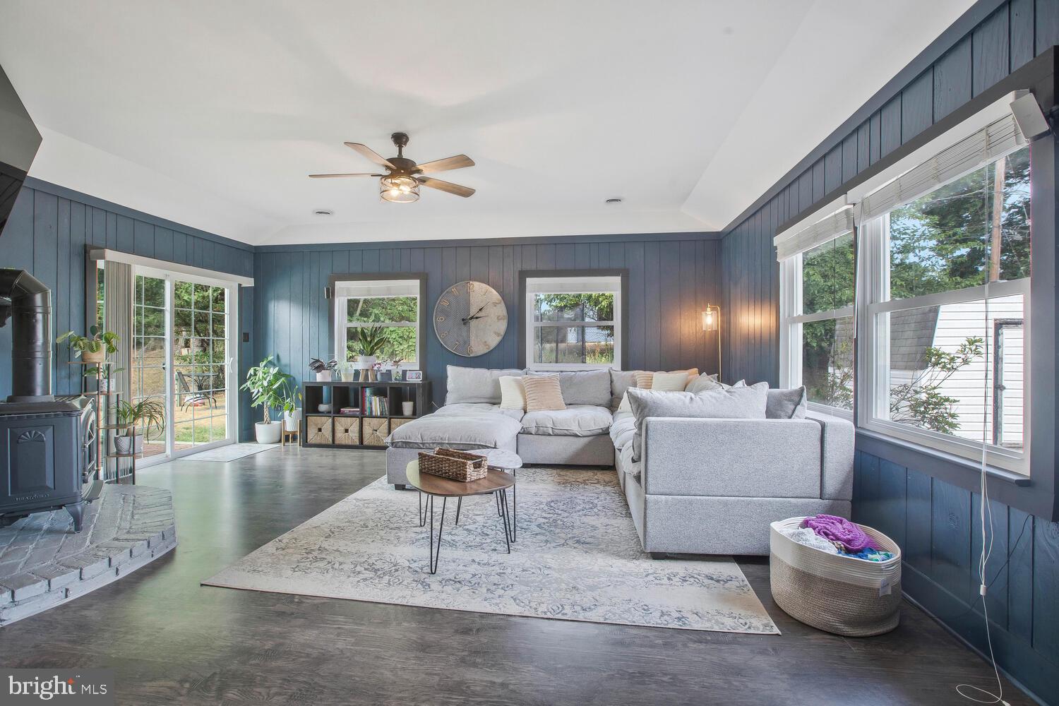3414 Morlock Ln