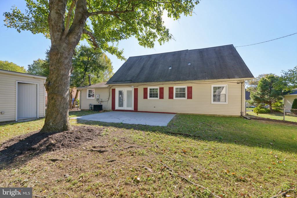 12606 Beechfern Ln