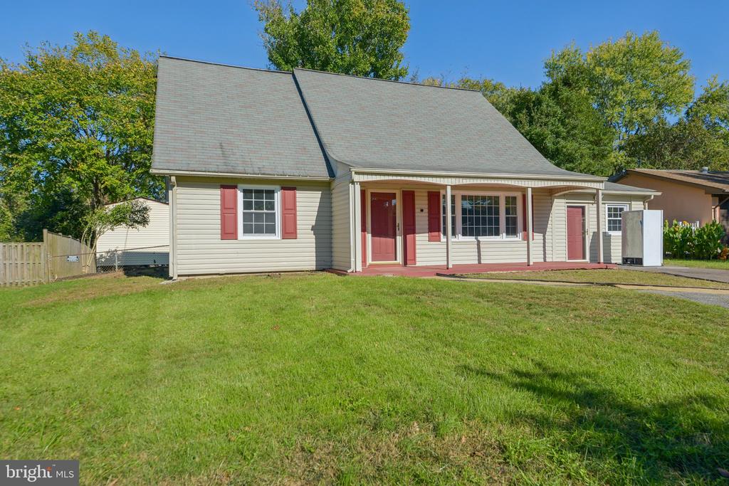12606 Beechfern Ln