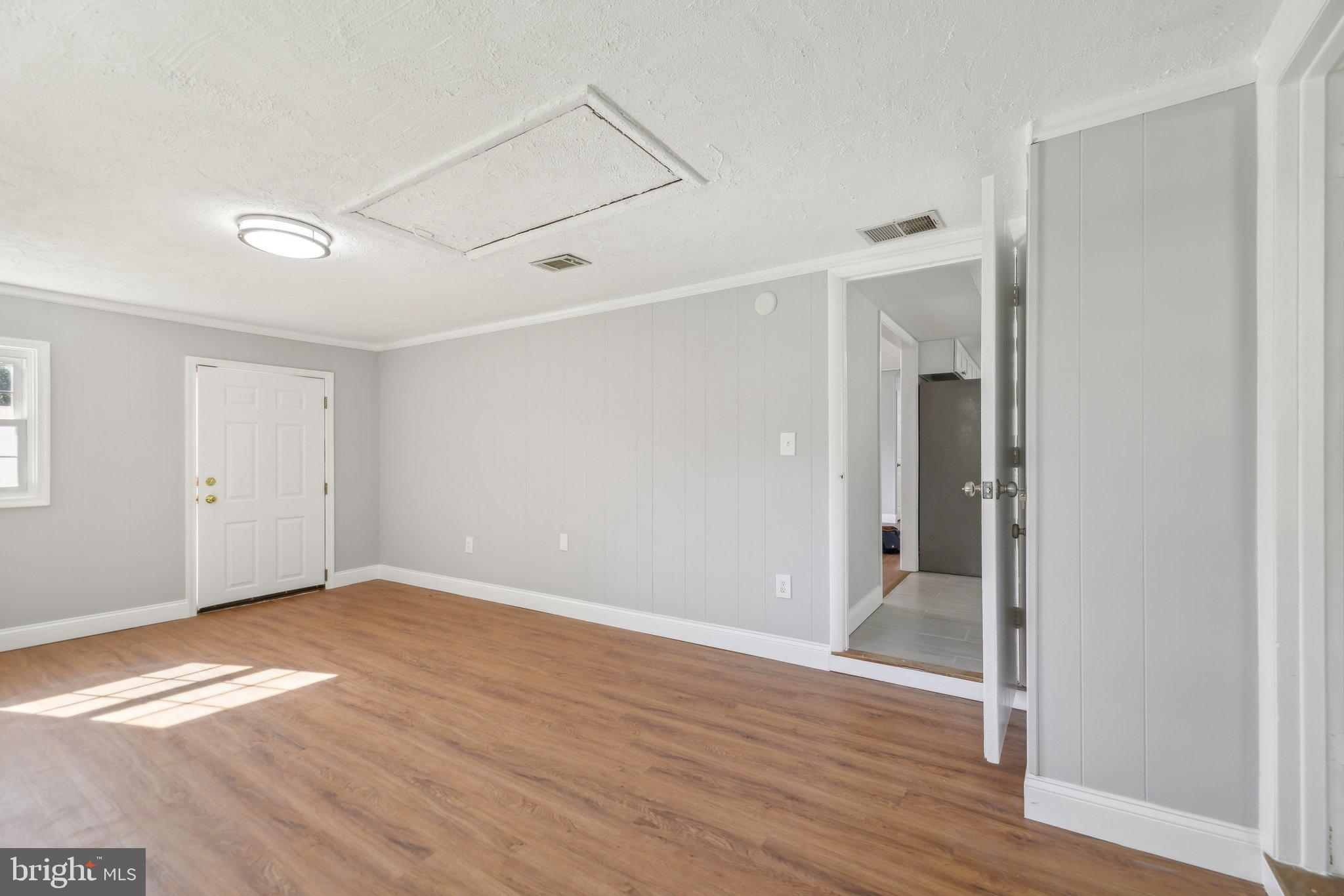 12606 Beechfern Ln