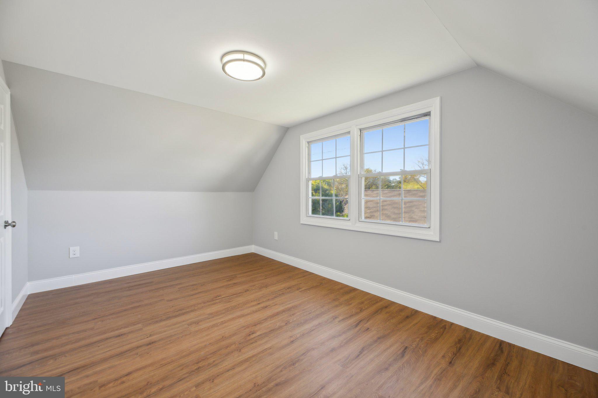 12606 Beechfern Ln