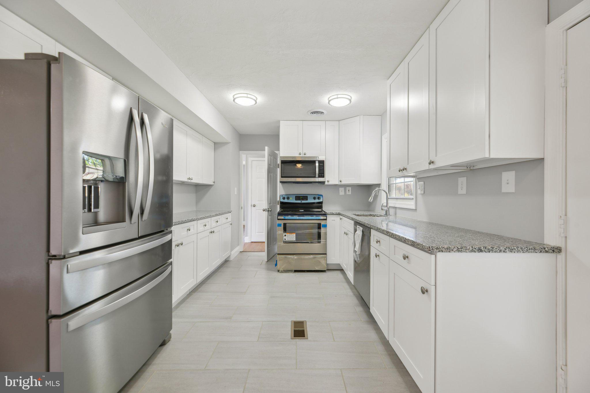 12606 Beechfern Ln