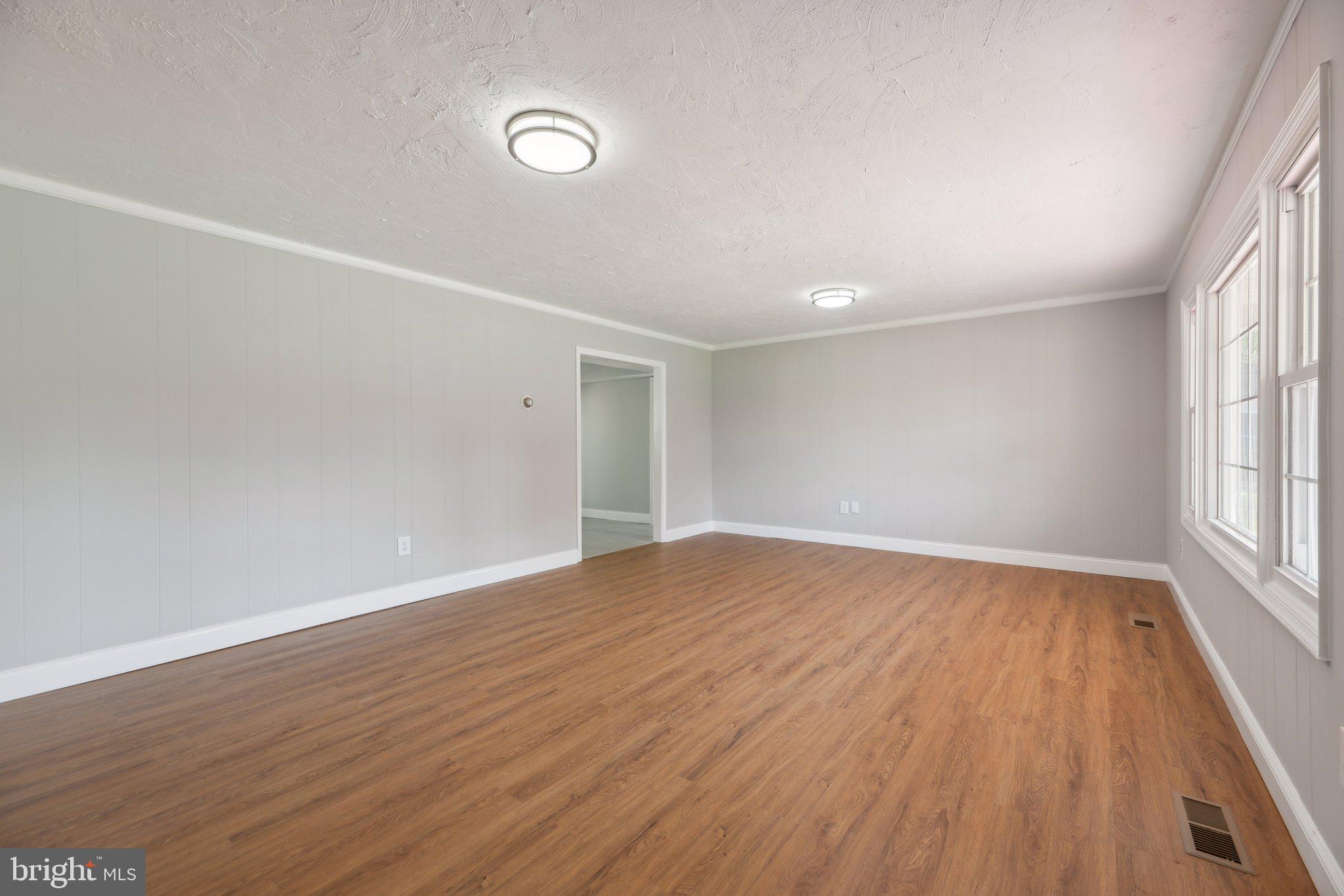 12606 Beechfern Ln