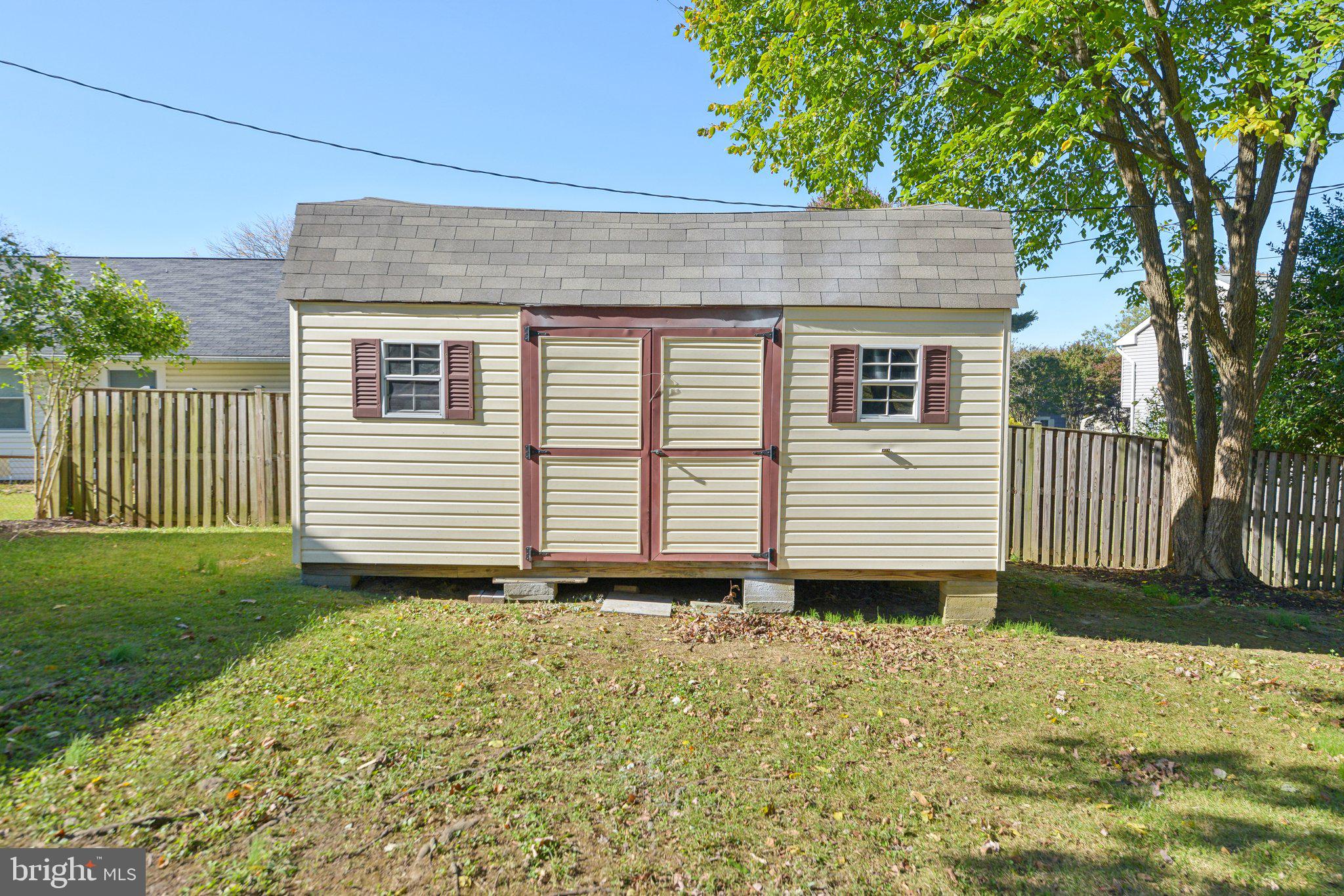 12606 Beechfern Ln
