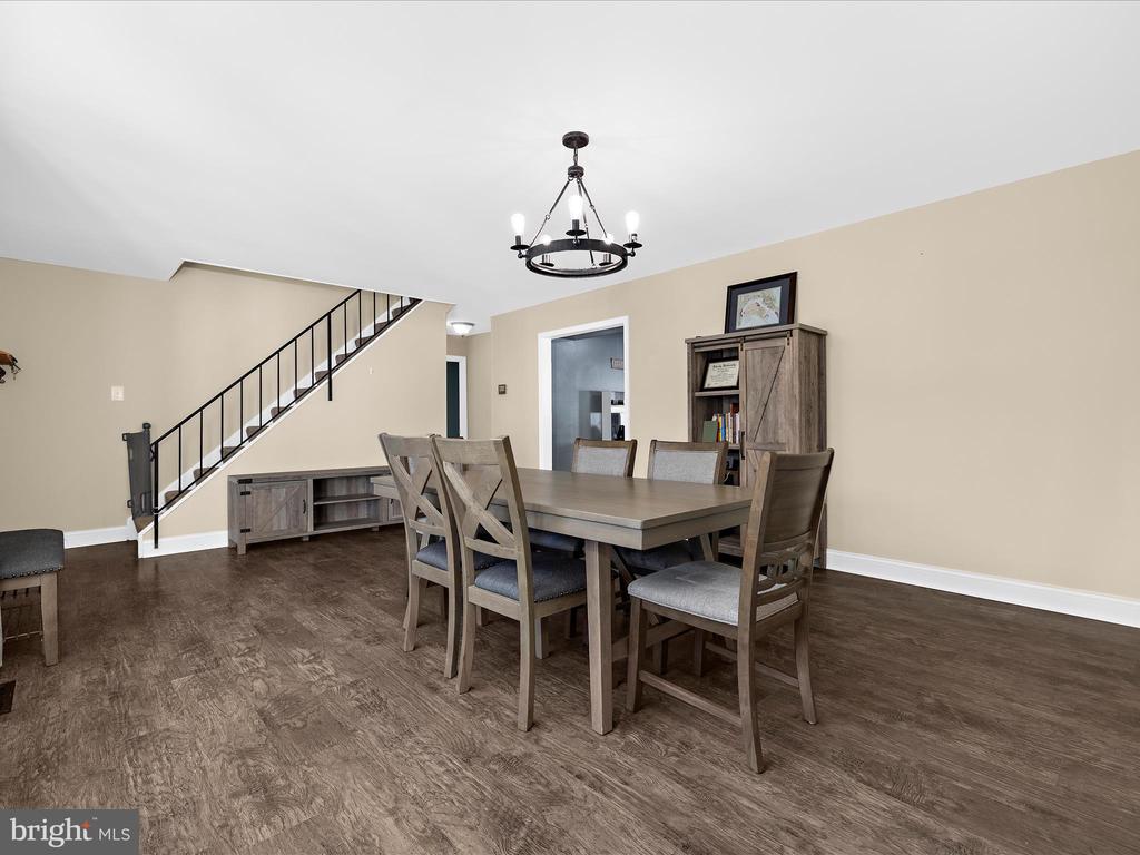 3414 MORLOCK LANE