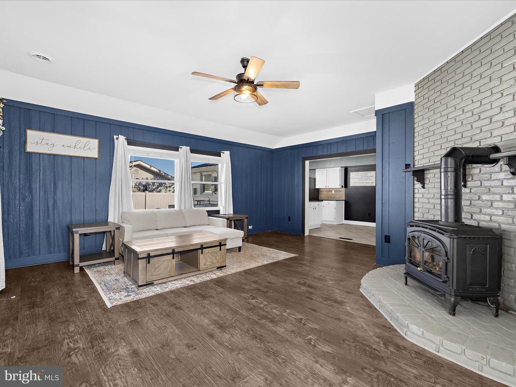3414 MORLOCK LANE