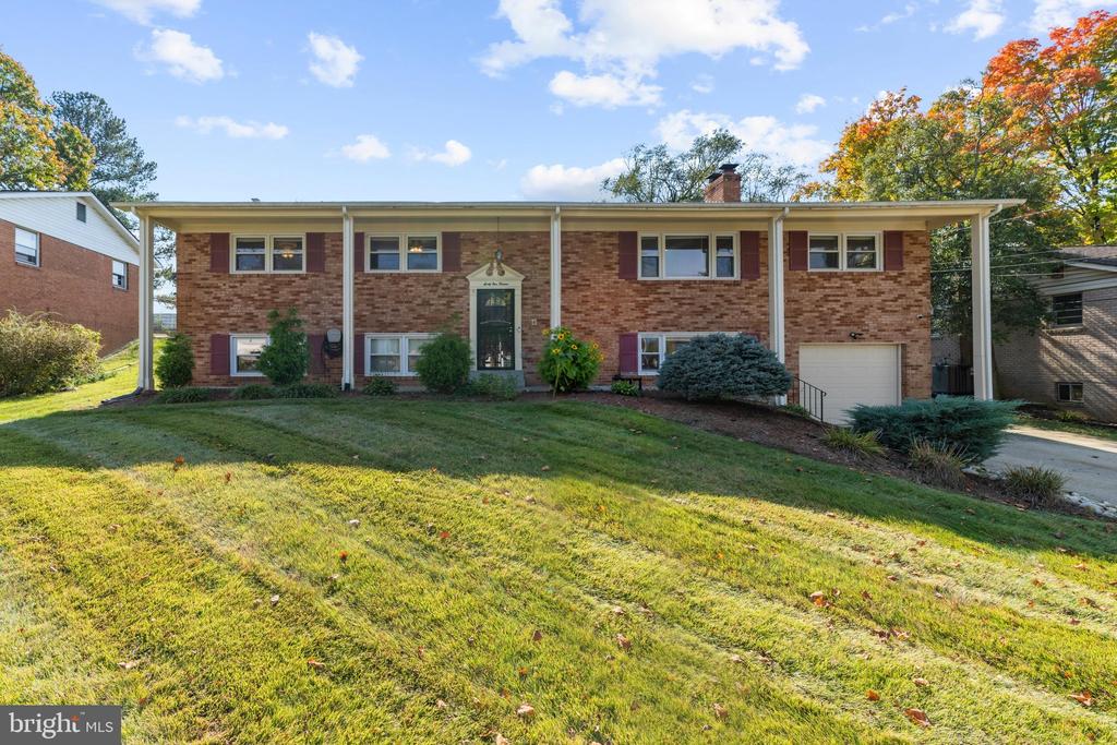 6112 RAYBURN DRIVE