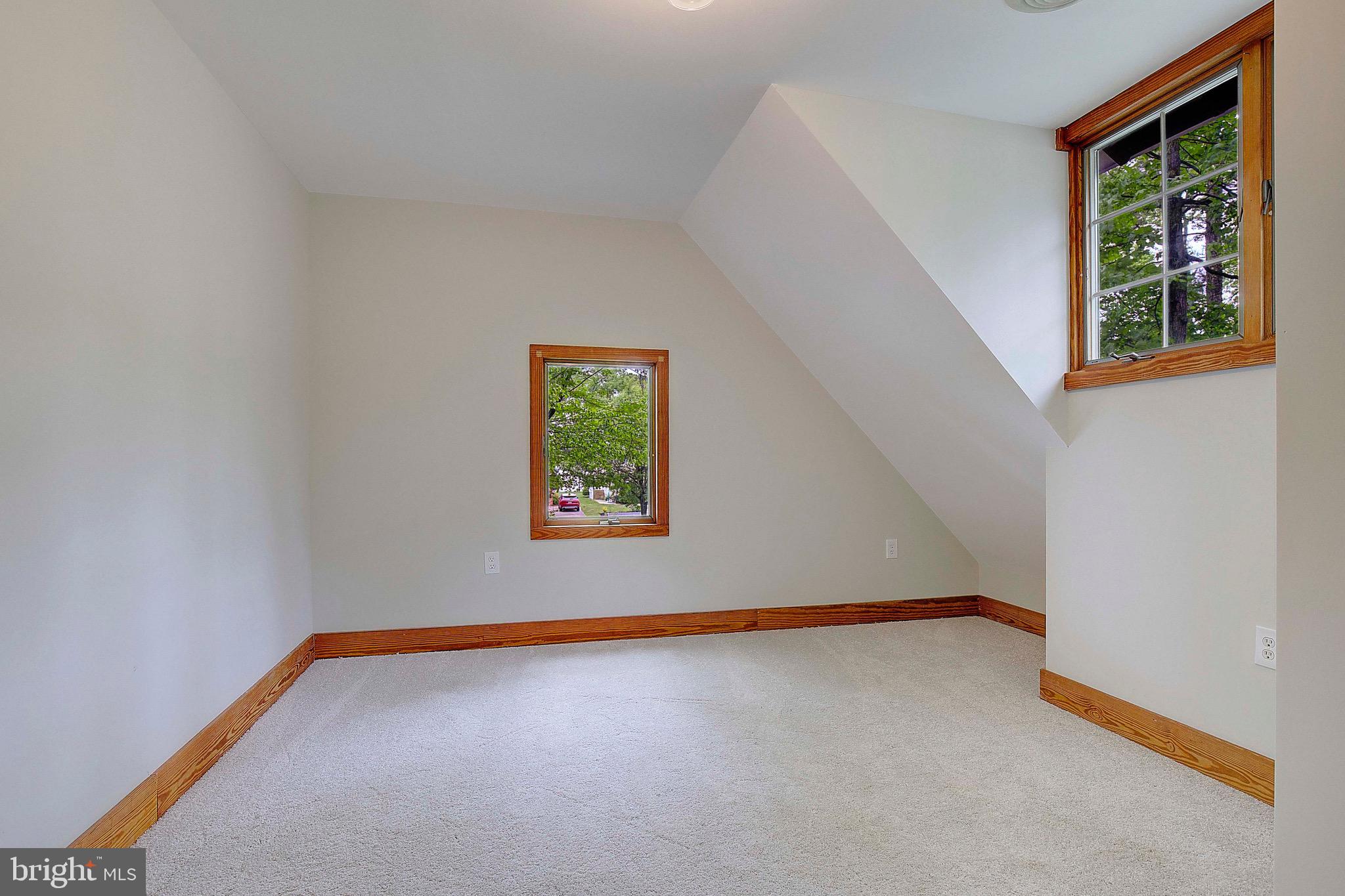 519 Chester River Beach Rd