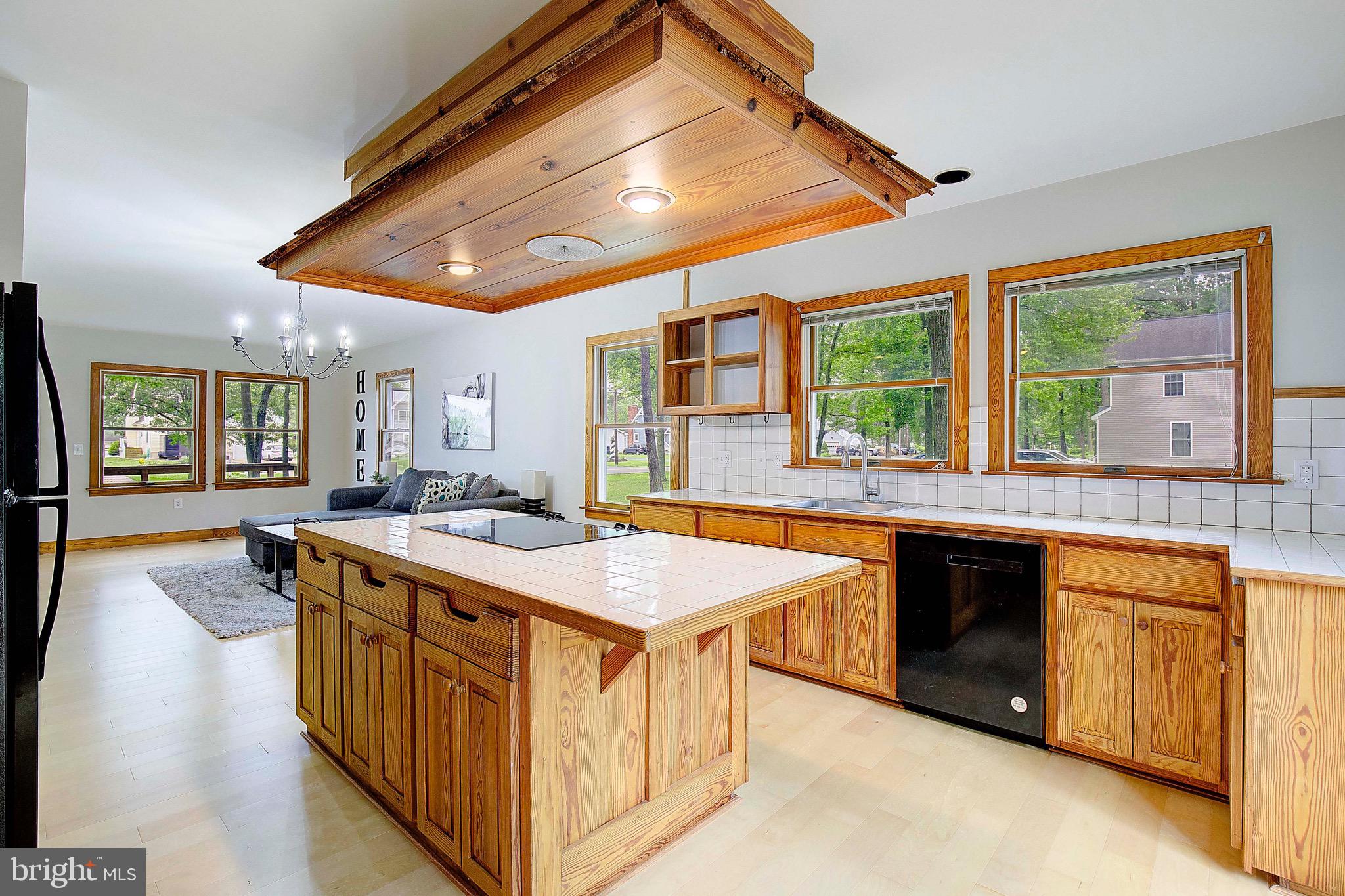 519 Chester River Beach Rd