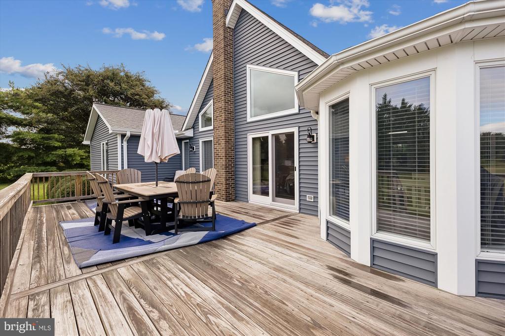 107 WINELAND WAY