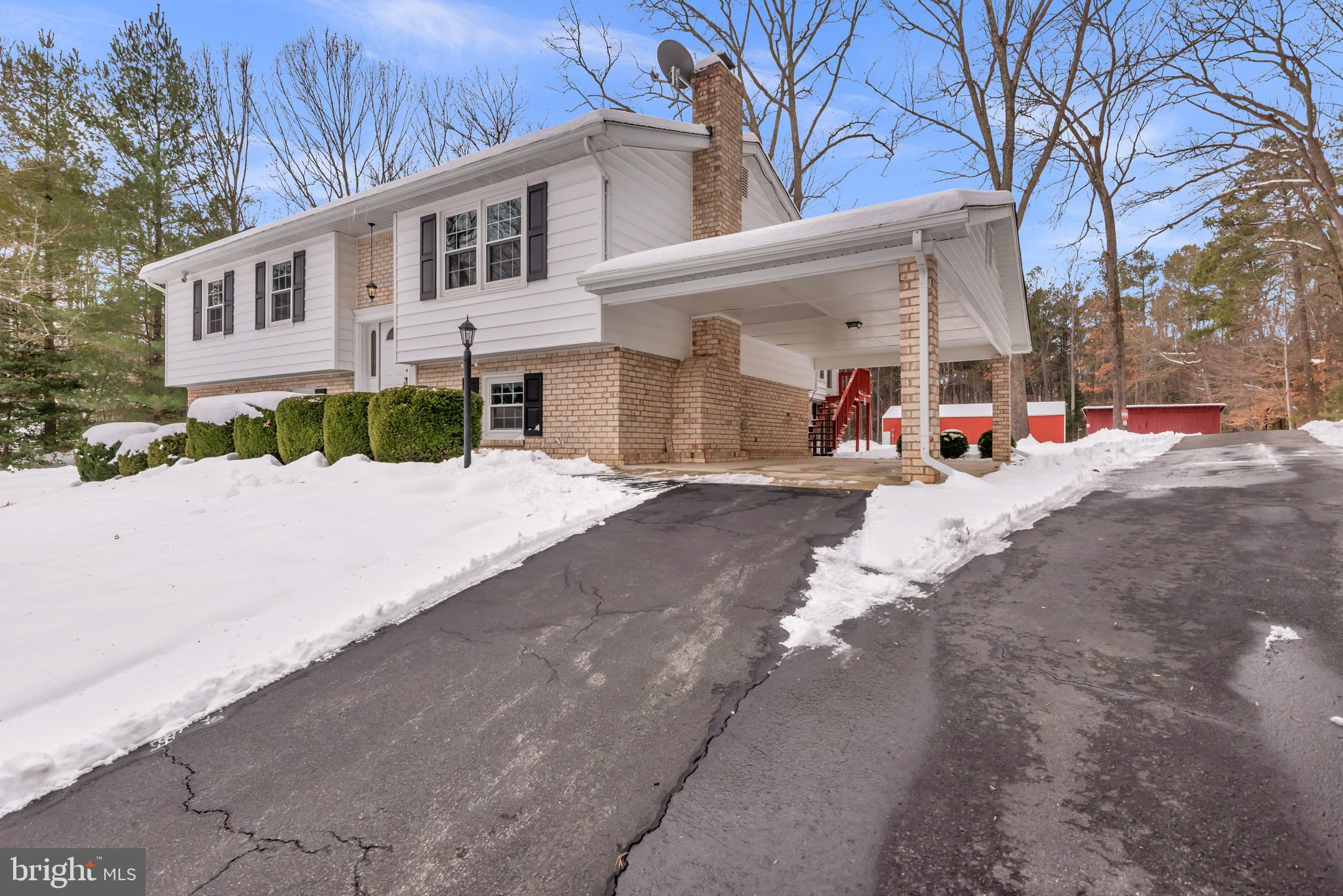 26315 Woodridge Dr