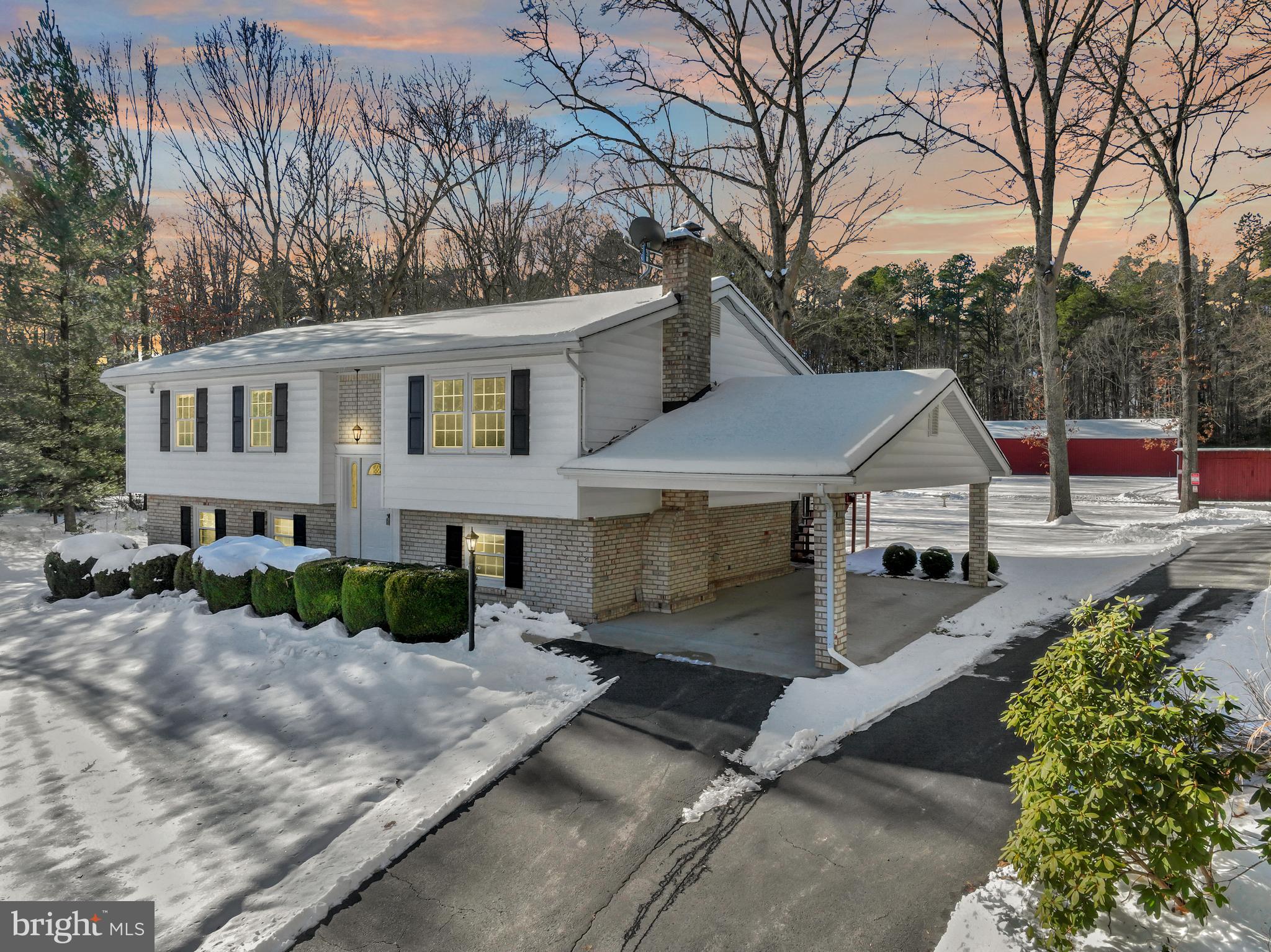 26315 Woodridge Dr
