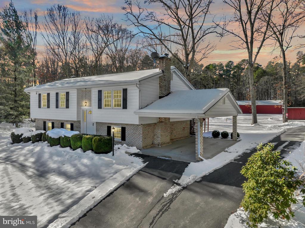 26315 Woodridge Dr