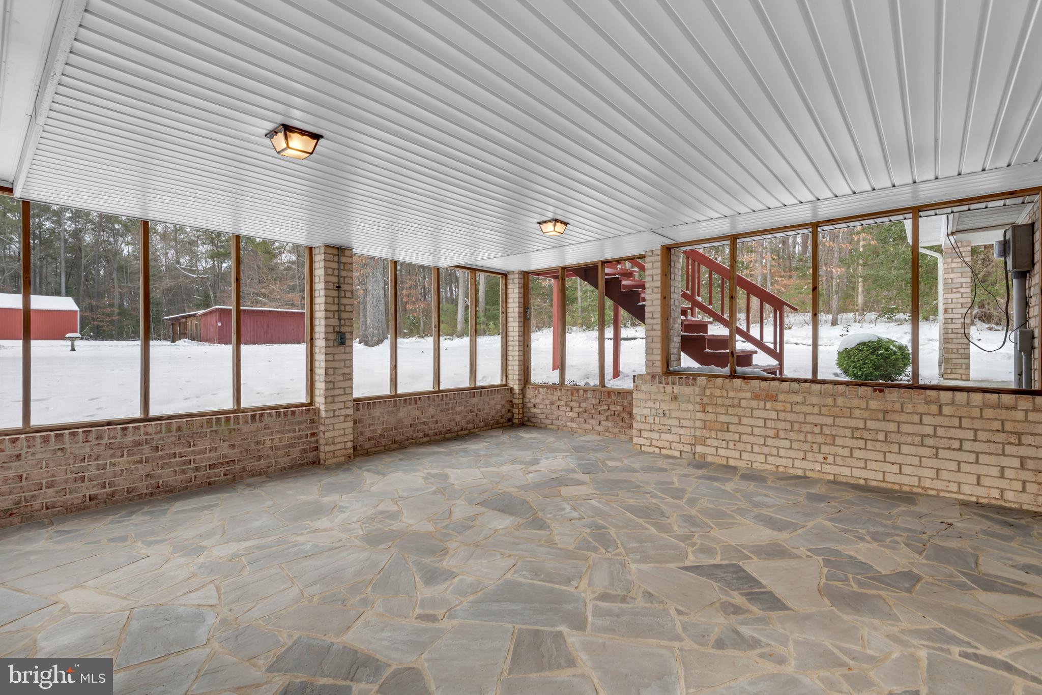 26315 Woodridge Dr