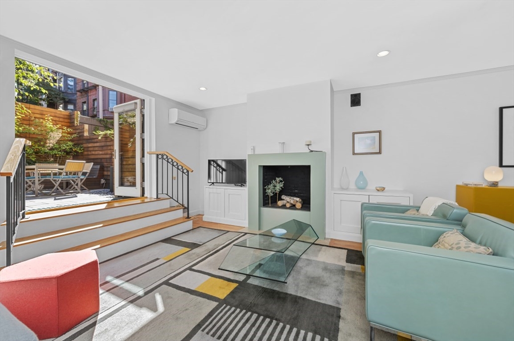 425 Beacon St # 1