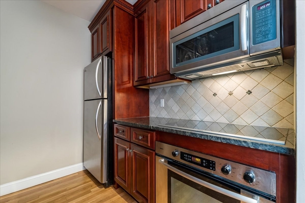 130 Appleton St # 4E