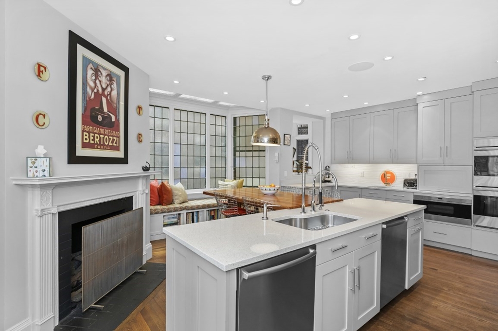 20 David G Mugar Way