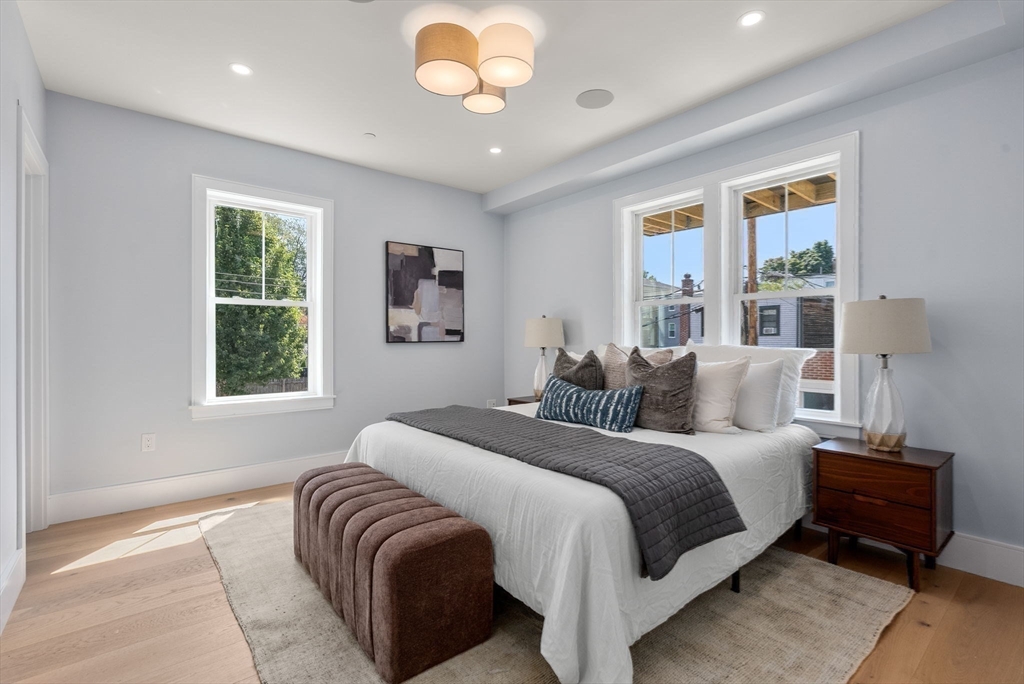 527 E Seventh Street # 101