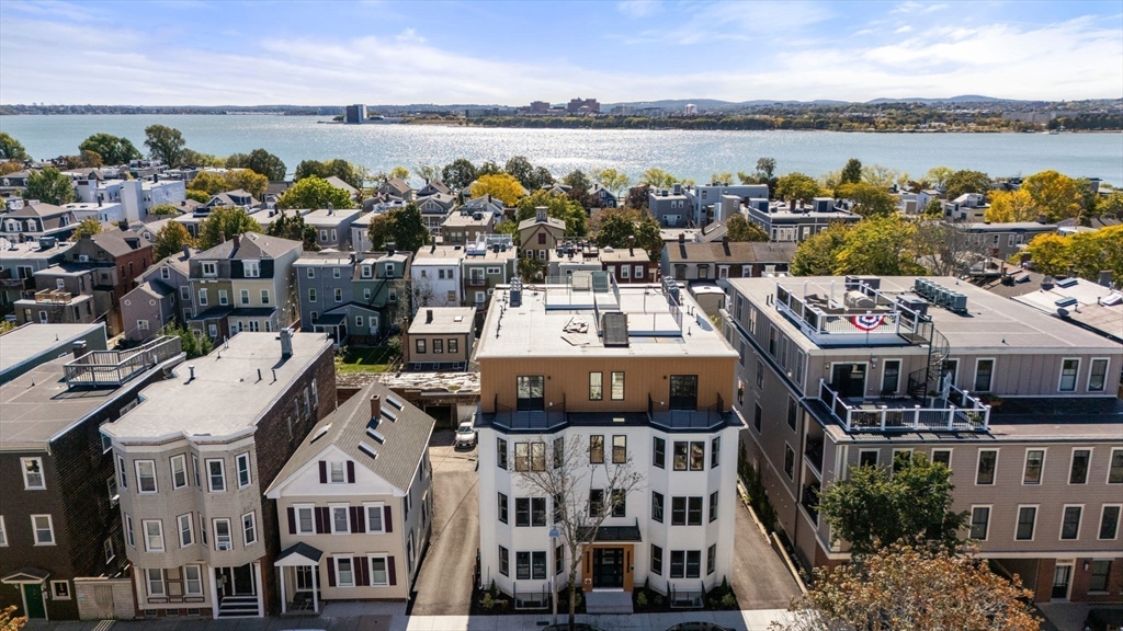 527 E Seventh Street # 101