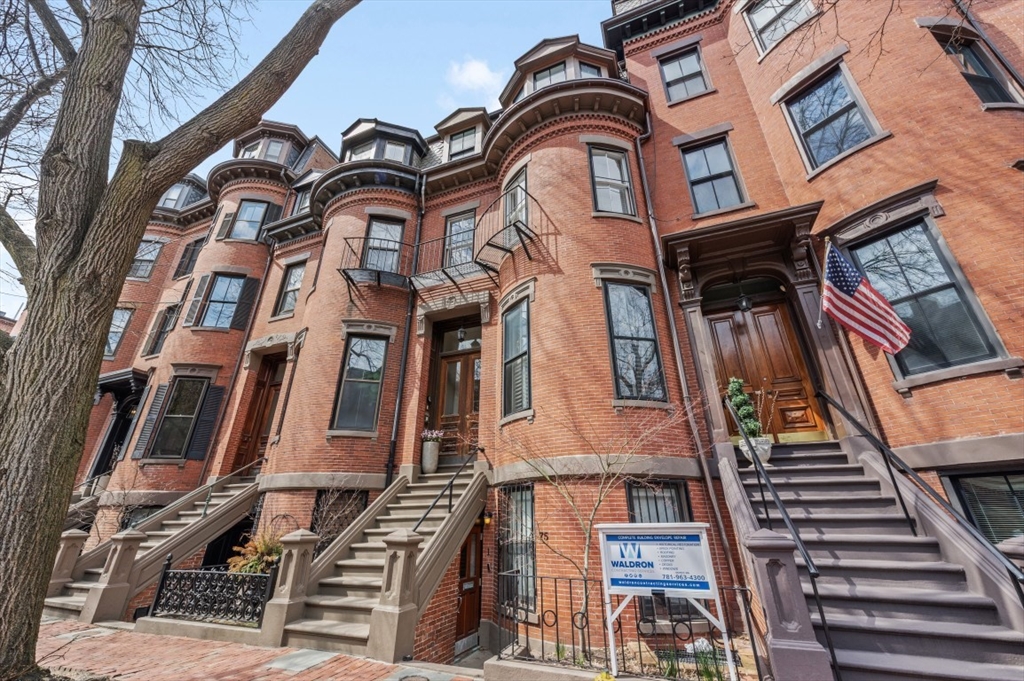 75 Montgomery St # 3