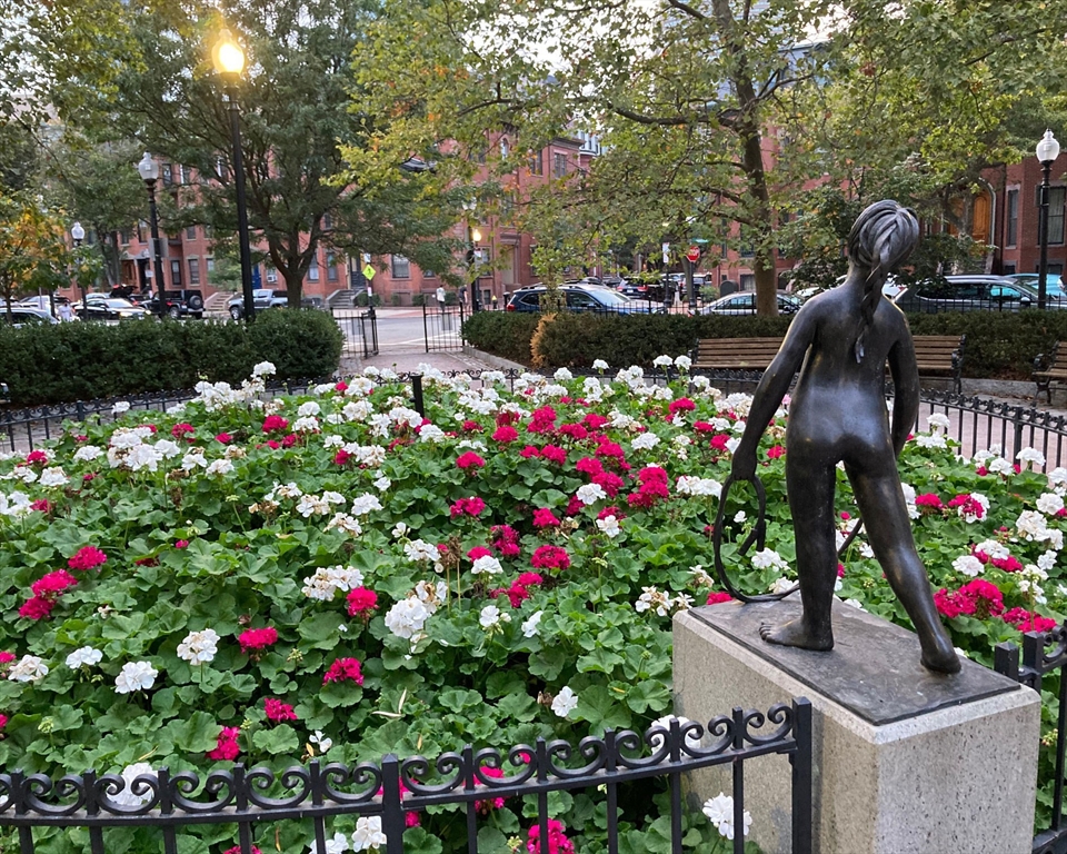 75 Montgomery St # 3