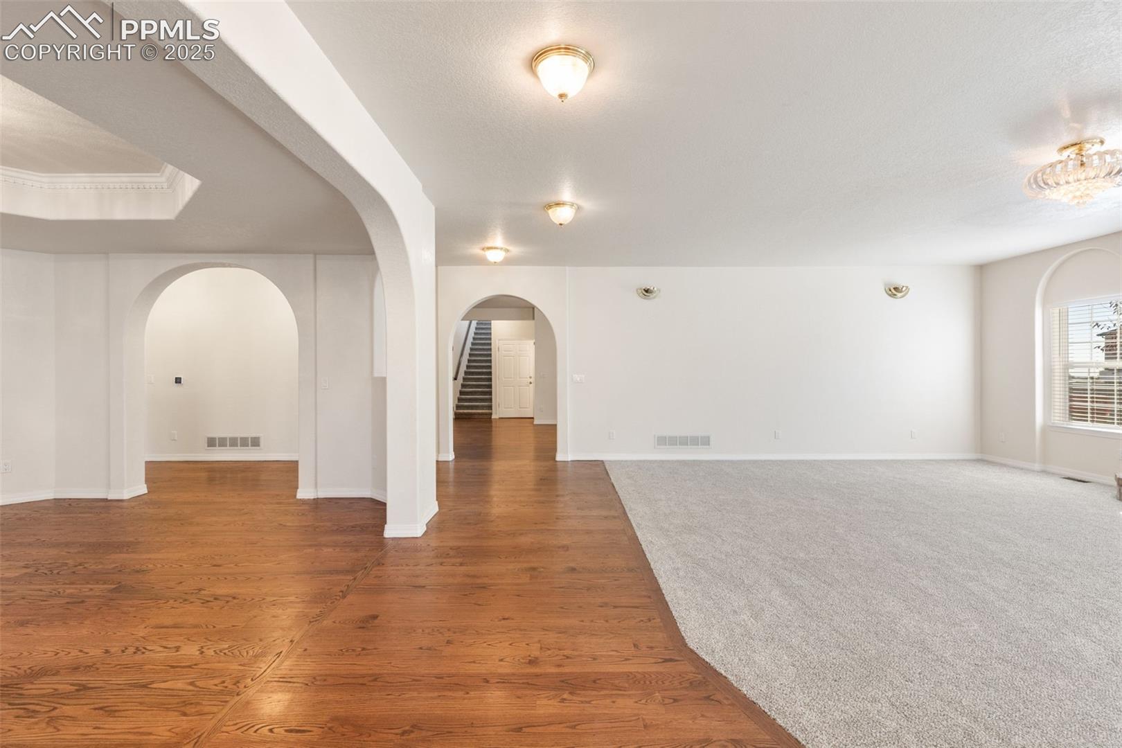 2535 Canada Drive
