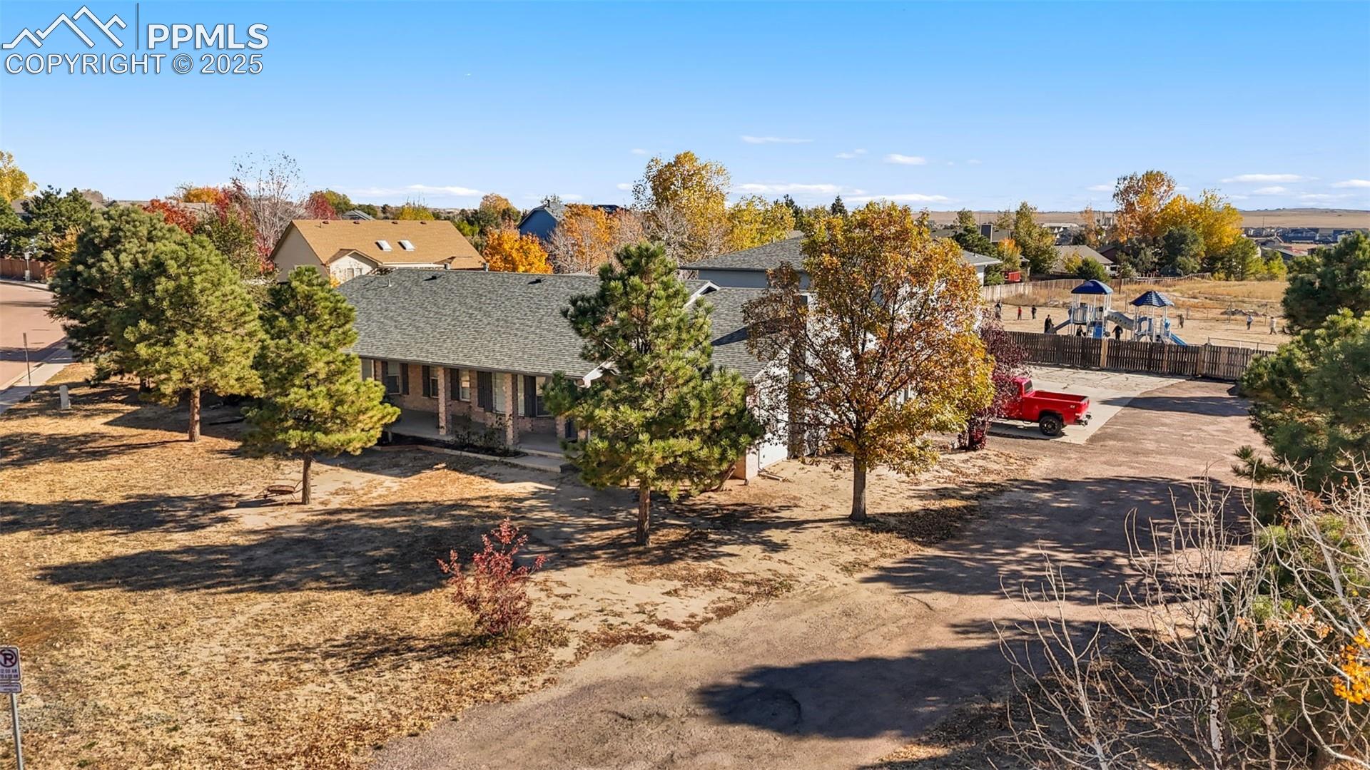2535 Canada Drive