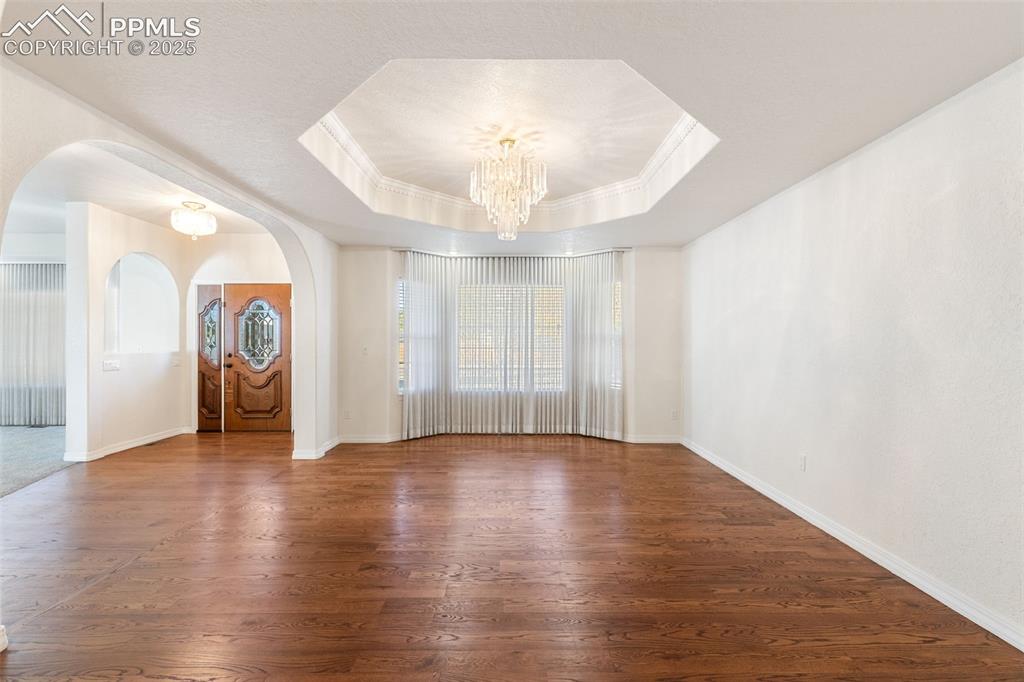 2535 Canada Drive