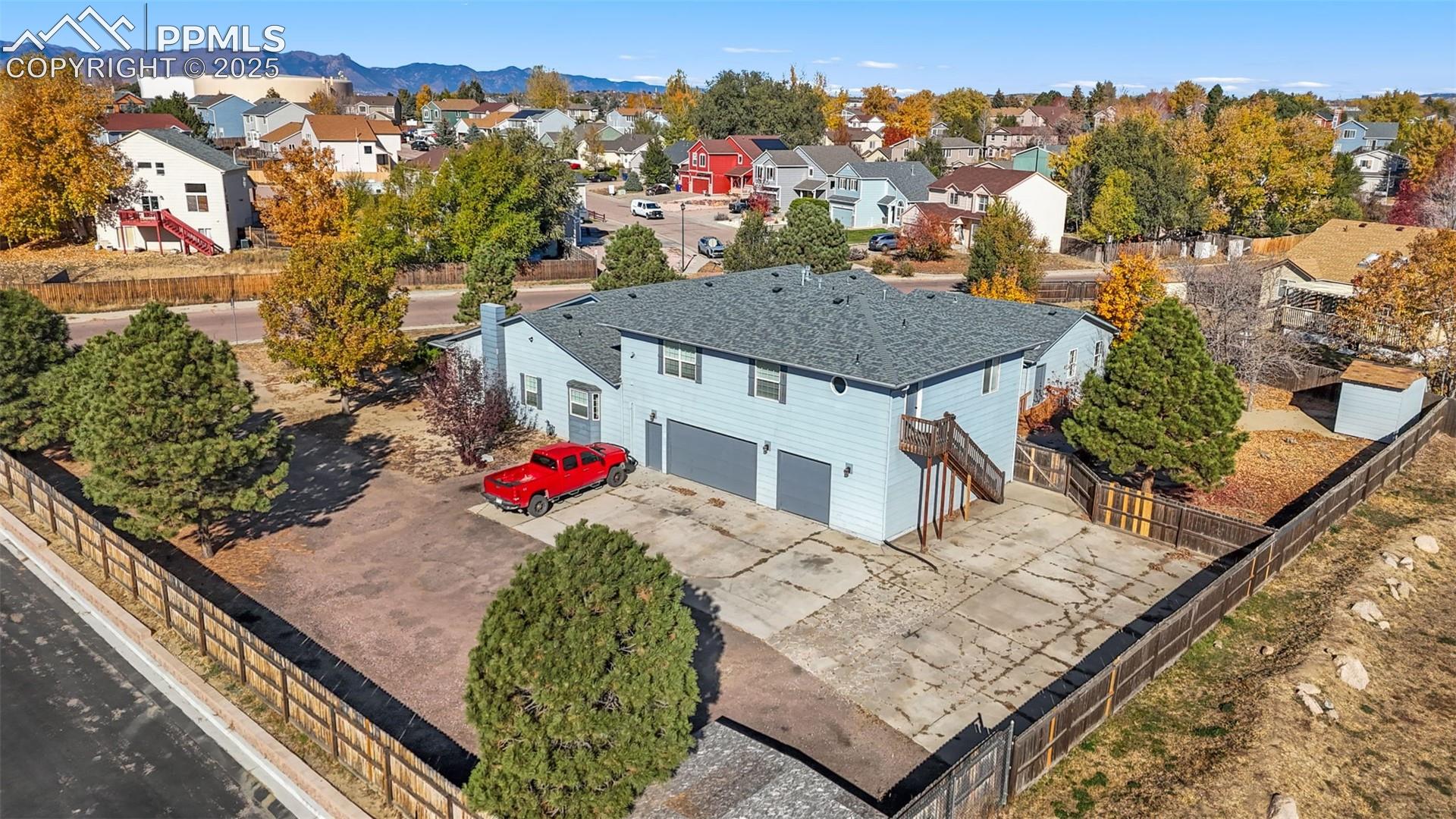 2535 Canada Drive