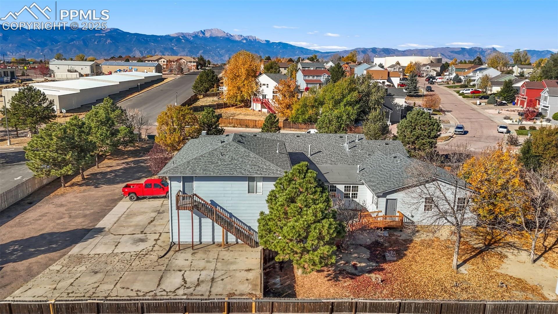 2535 Canada Drive
