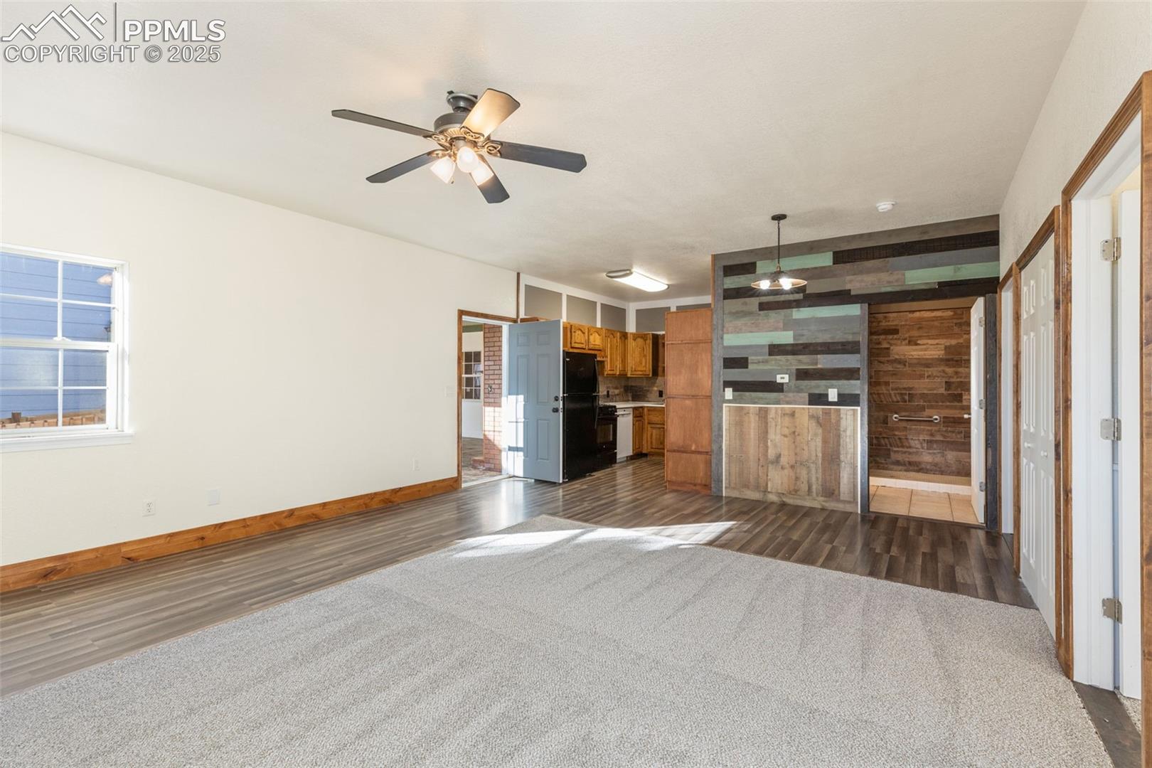 2535 Canada Drive