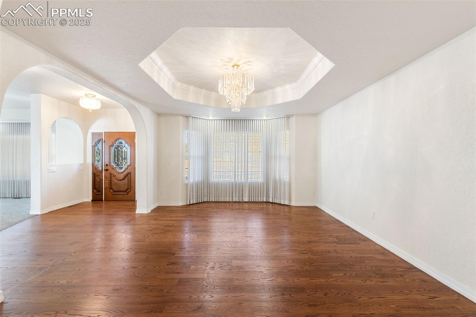 2535 Canada Drive