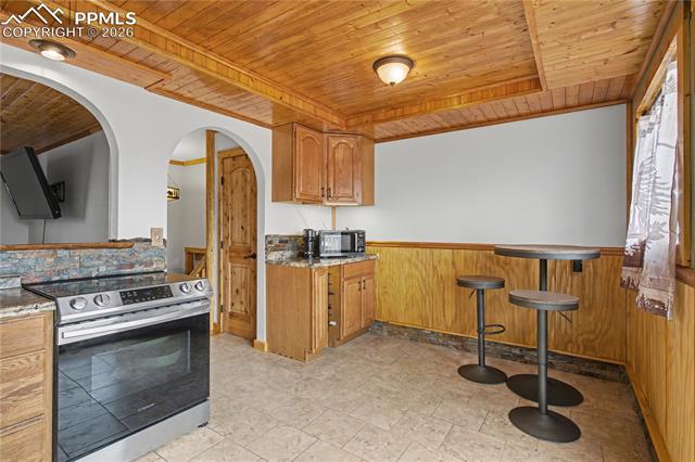 2205 Shawnee Drive
