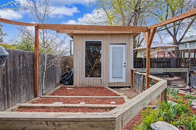 2205 Shawnee Drive