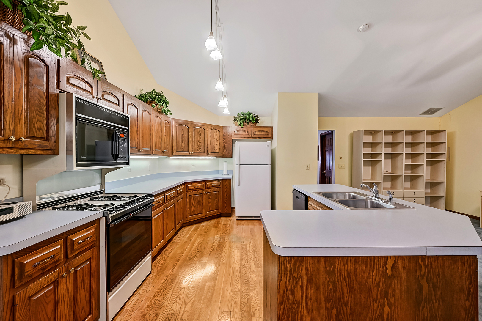 1121 Lodgepole Court Unit: 1121