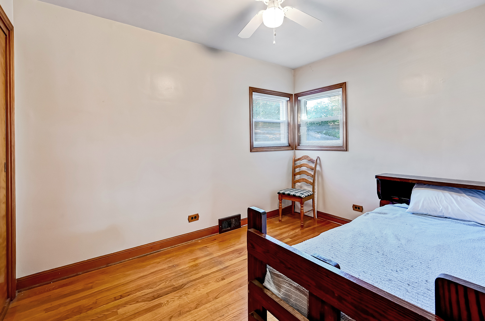 3505 Blanchan Avenue