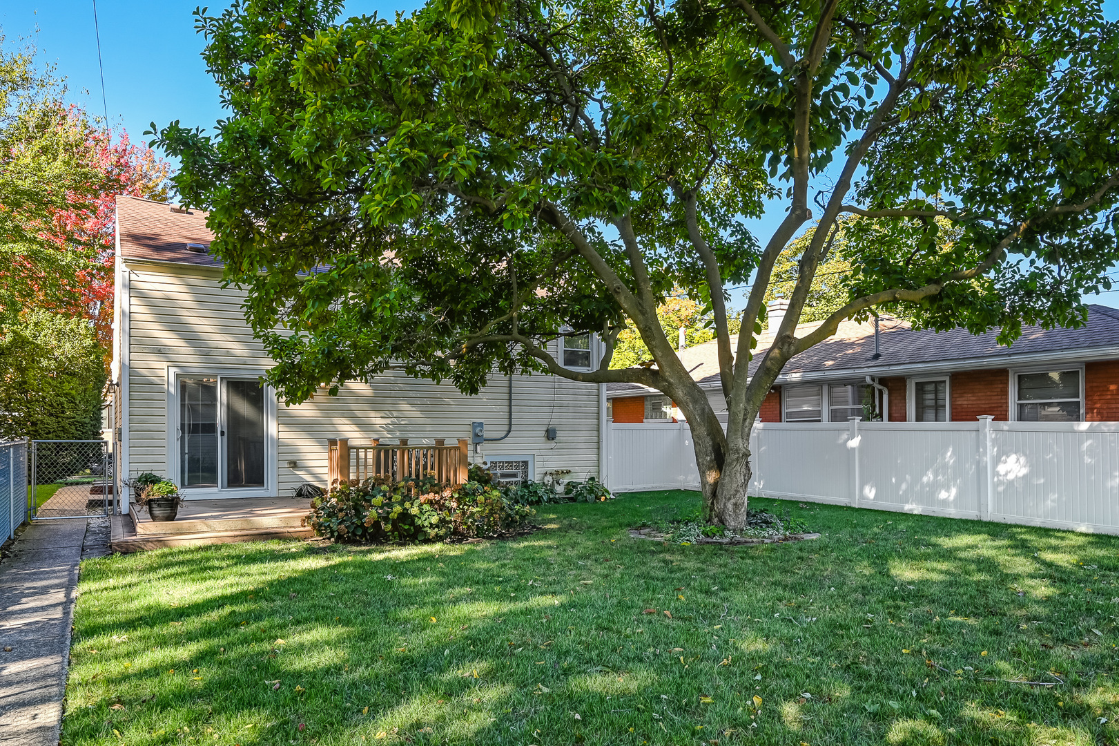 3505 Blanchan Avenue