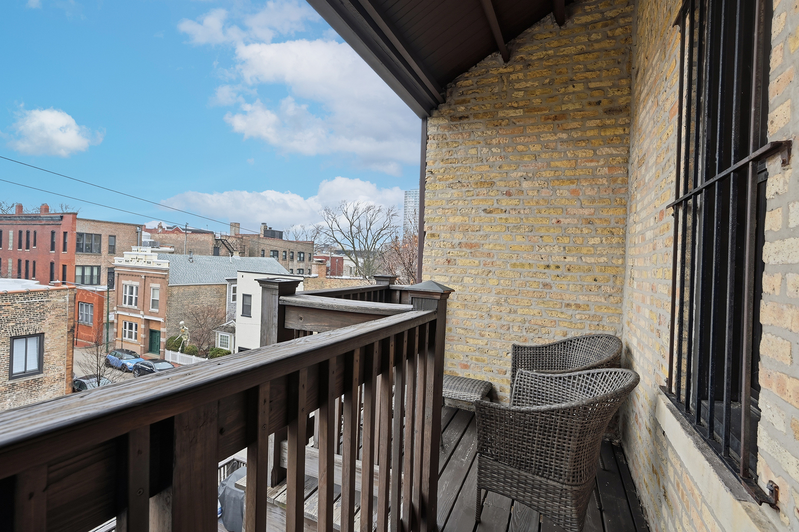 1760 N WELLS Street Unit: 2D