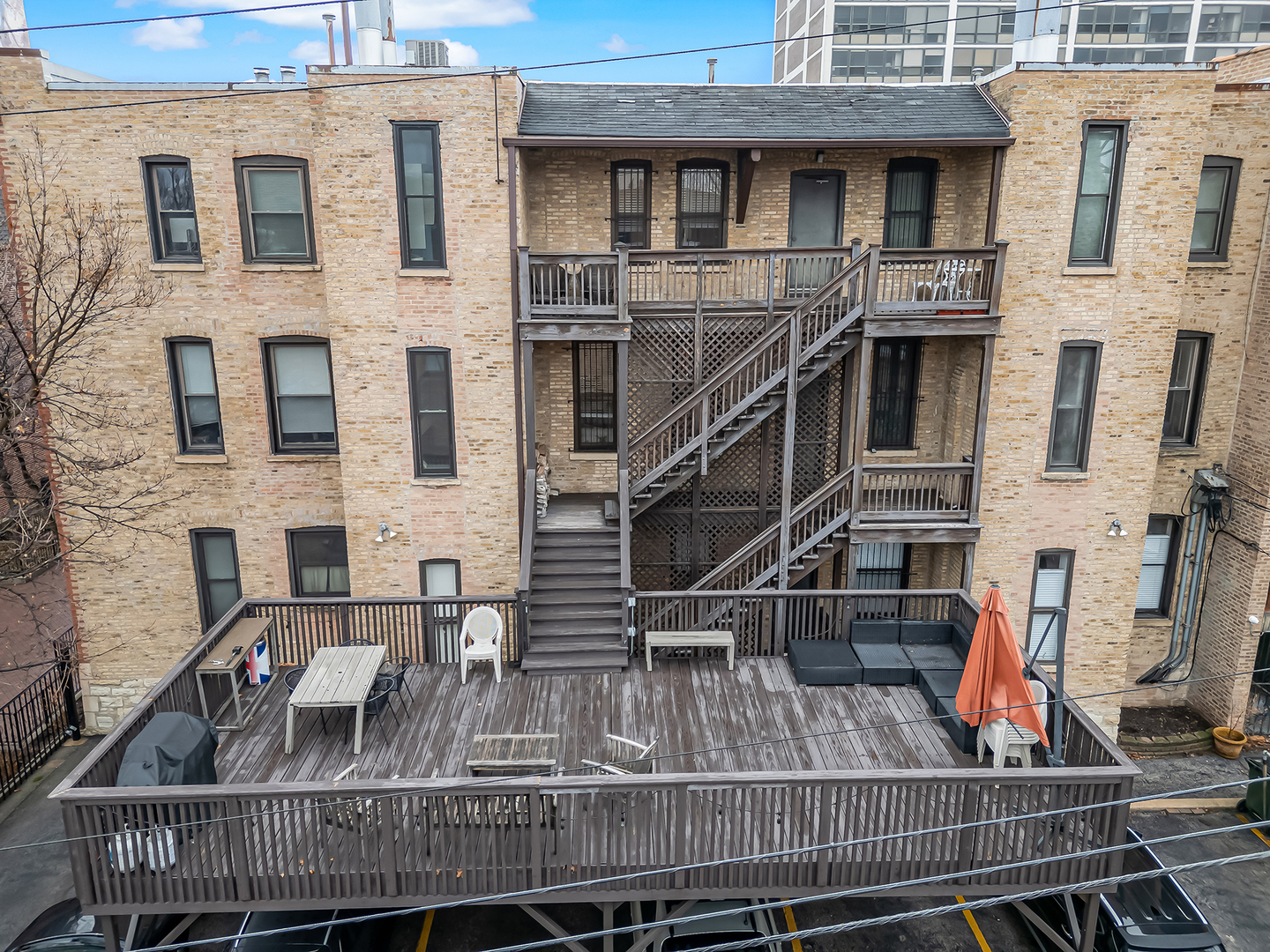 1760 N WELLS Street Unit: 2D