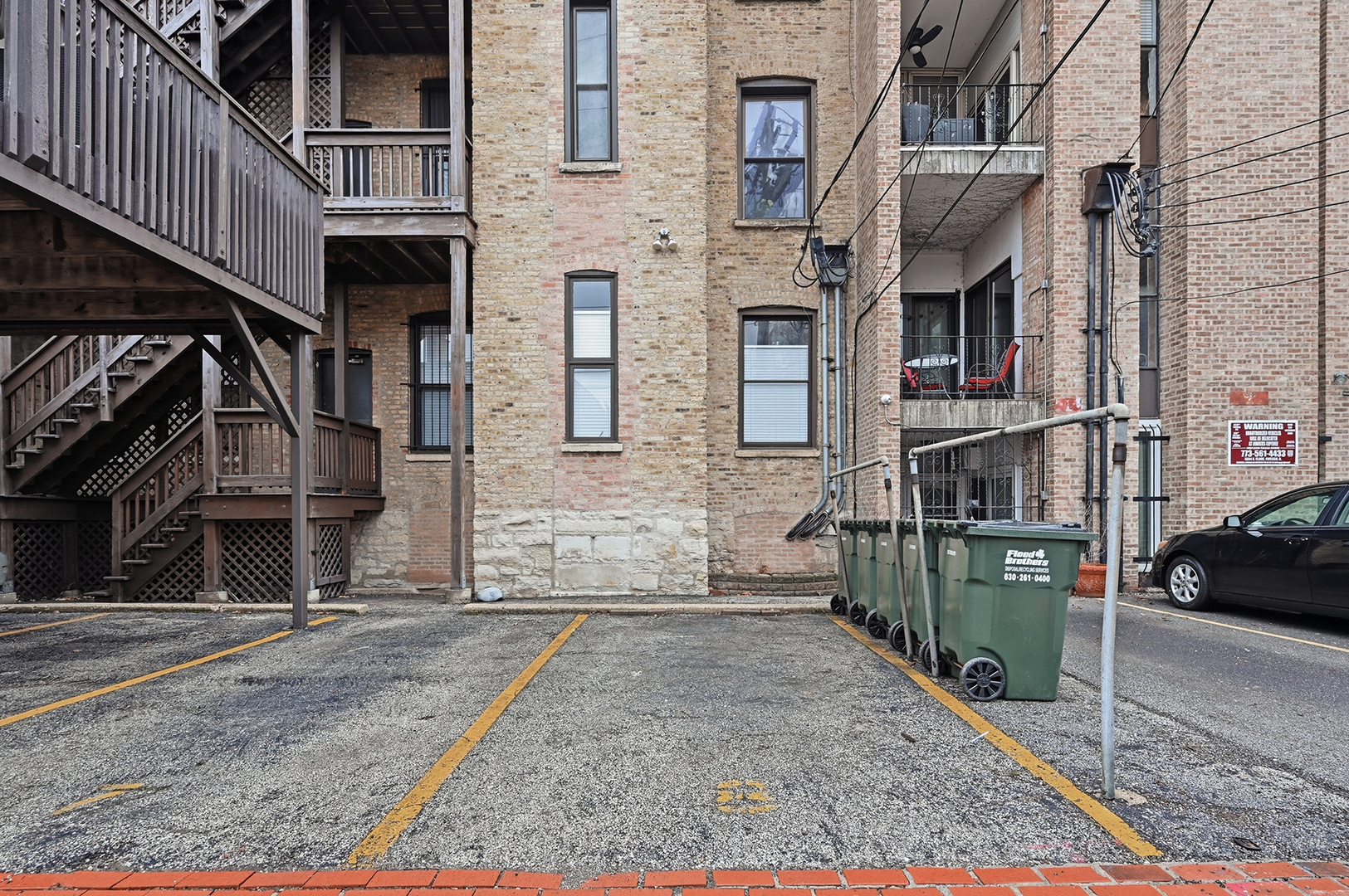 1760 N WELLS Street Unit: 2D