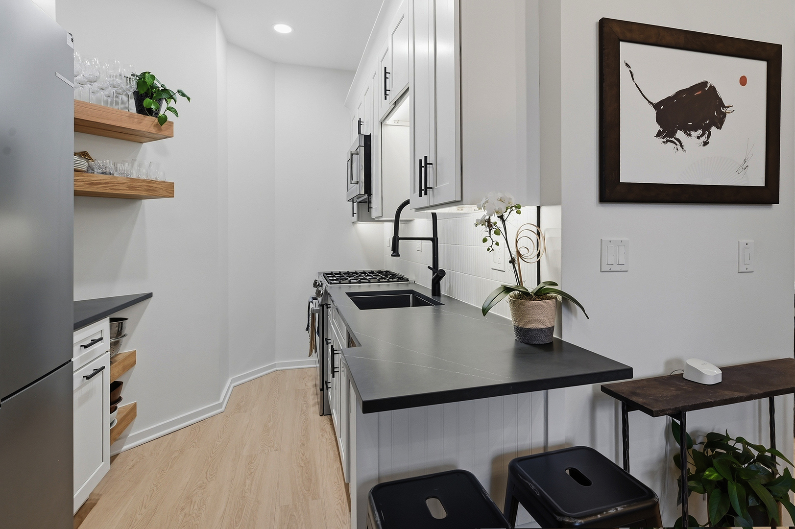 1760 N WELLS Street Unit: 2D