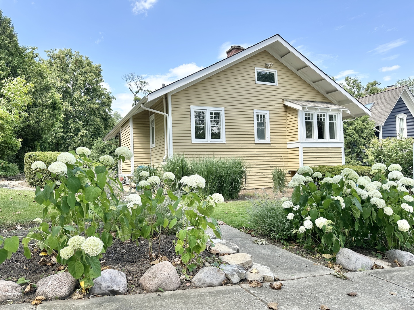135 E Maple Street