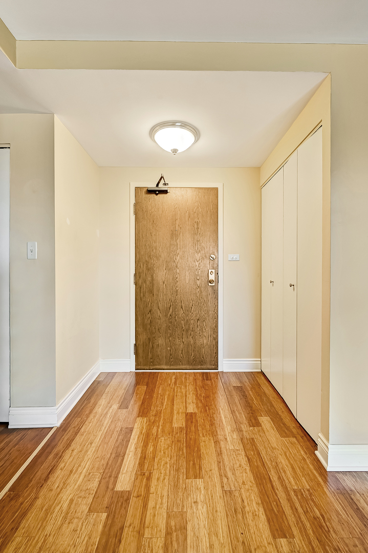 6340 Americana Drive Unit: 414