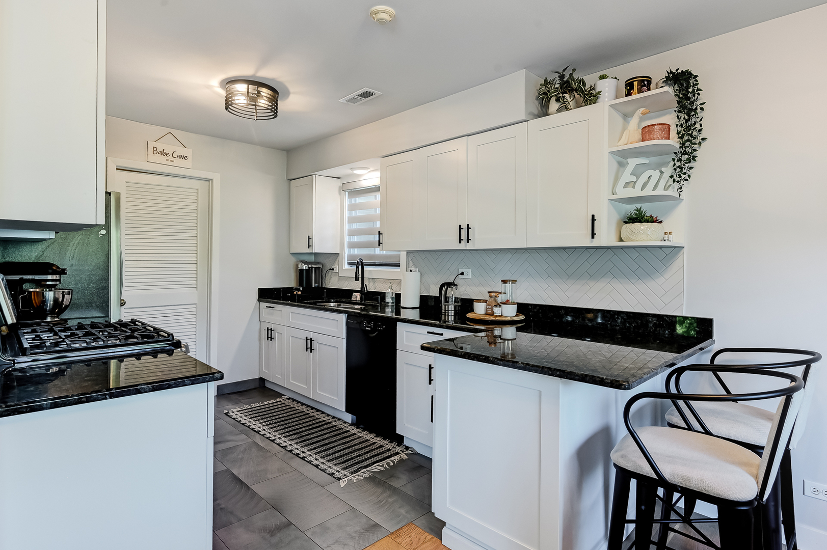 385 Coventry Court Unit: 385