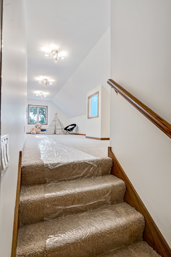 1804 Woodview Court