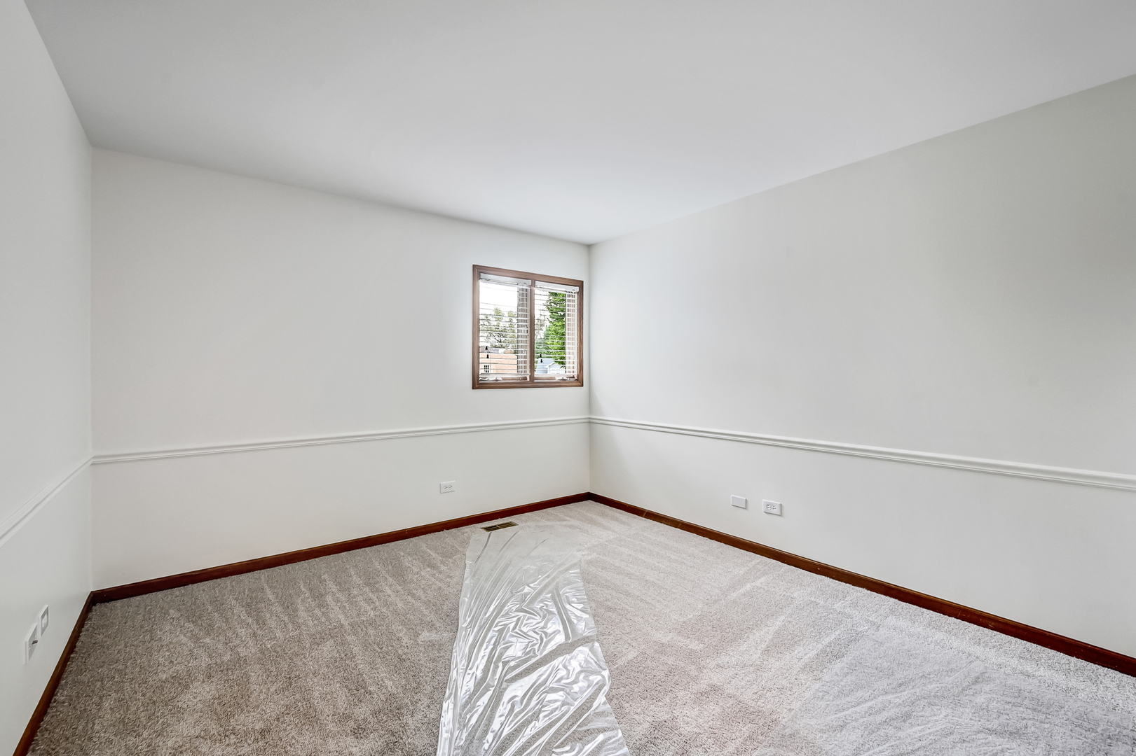 1804 Woodview Court