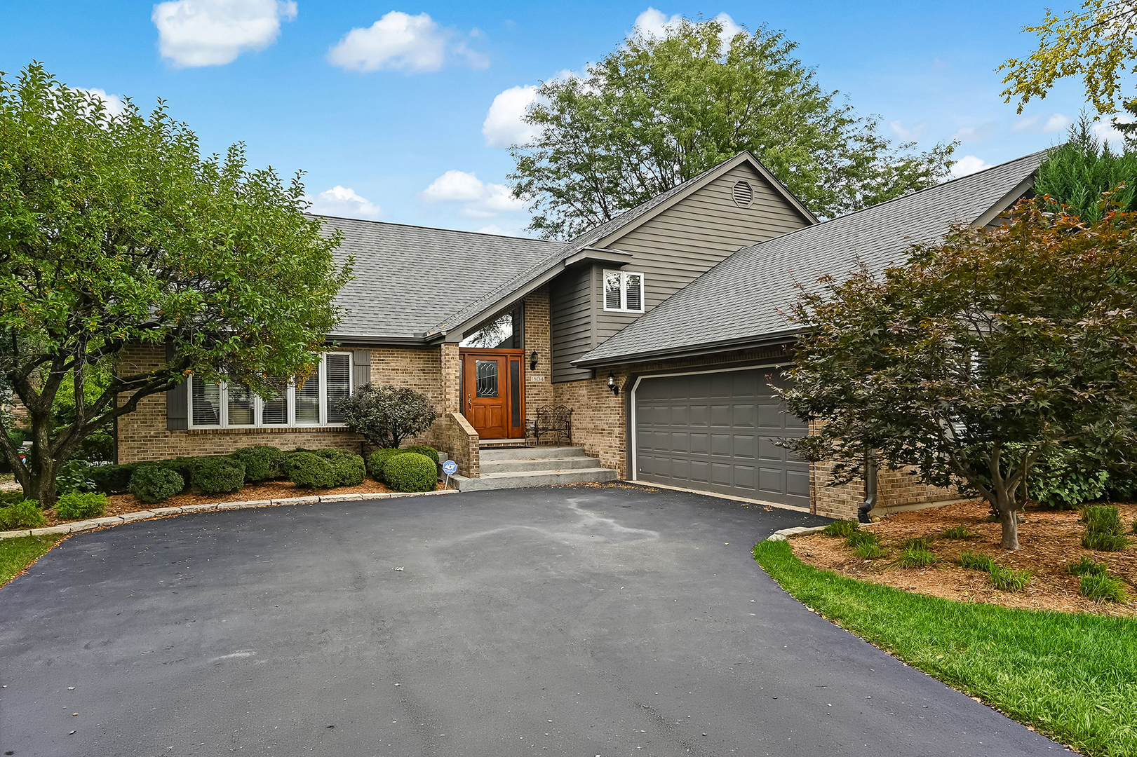 1804 Woodview Court