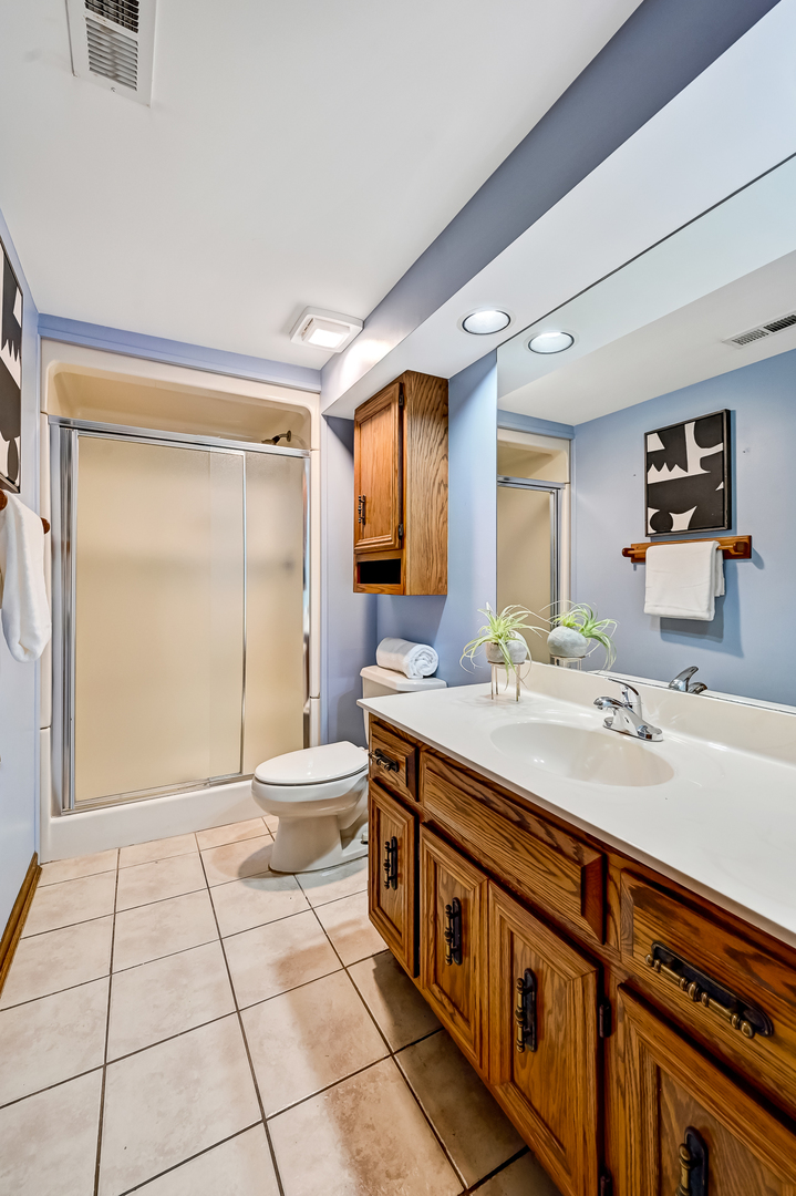 1804 Woodview Court