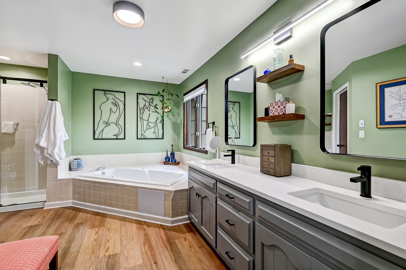 1128 Foxtail Court Unit: 1128
