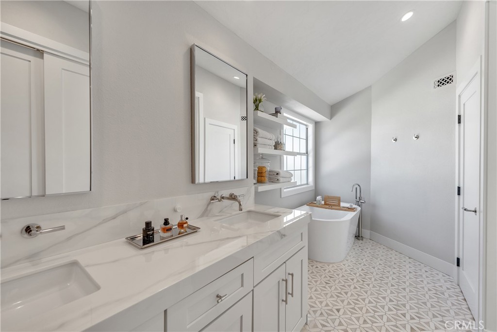 8 Crested Butte Circle